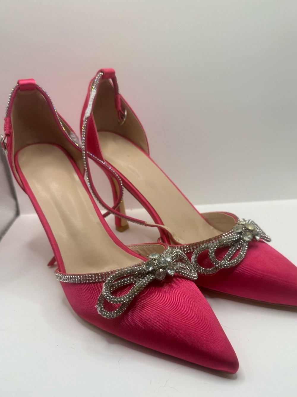 Hot Pink Rhinestone Bow Heels Size 10 Barbiecore Satin Pointed Toe Pumps